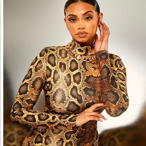 Snakeskin Shape / Bodycon PrettyLittleThing Dress. Size 10. Never worn.